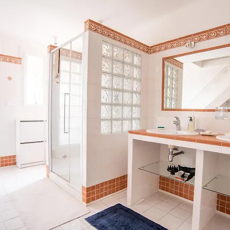 Welcome To The Nossi Be Holiday home La Garde (Var)